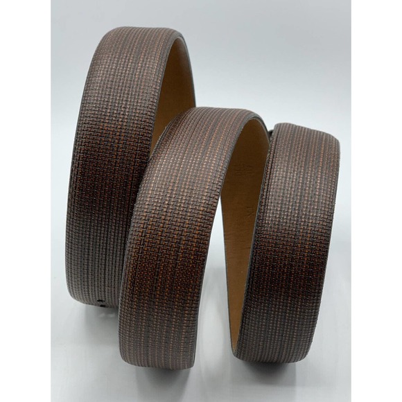 Trafalgar Men's Size 40 Brown Black Textured Crosshatch Leather Dress Belt - Picture 2 of 8